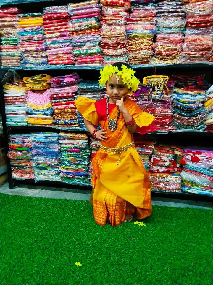 c2 Ready saree